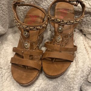 Tan Wedge Sandals with Heart Jewel Accents